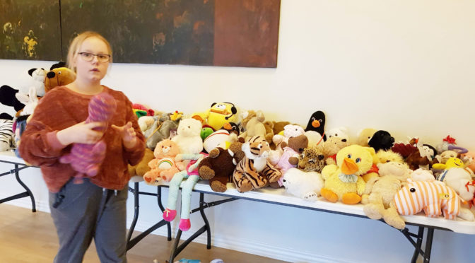 Kulturhuset i Engesvang fyldt med bamser og drabelige historier